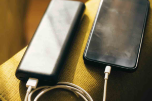 17 Ideal Gift Ideas for Travelers and Digital Nomads