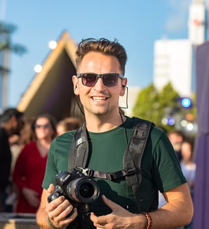 How to Become an Event Photographer