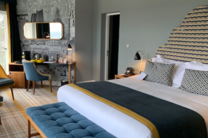Maximize Your Stay at a Luxury Hotel: 5 Essential Tips