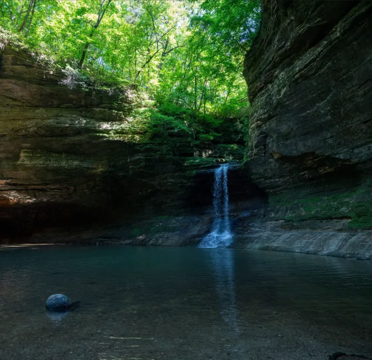 Starved Rock State Park: A First-Timer’s Guide to Illinois’ Natural Wonder